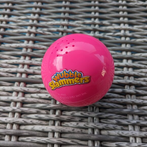 EUC Wobble Slammers Giggles Shake Toss Bounce Toss Catch Pink Hardball Ages 6 - Picture 2 of 5